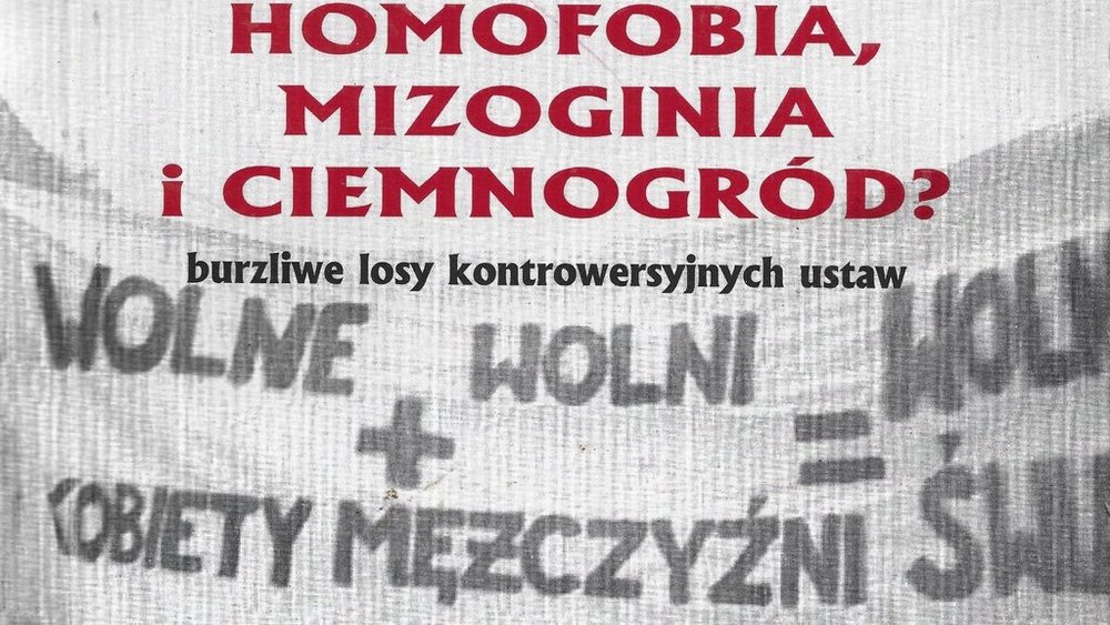 [Translate to English:] Szare tło a na nim napis: homofobia, mizoginia i ciemnogród
